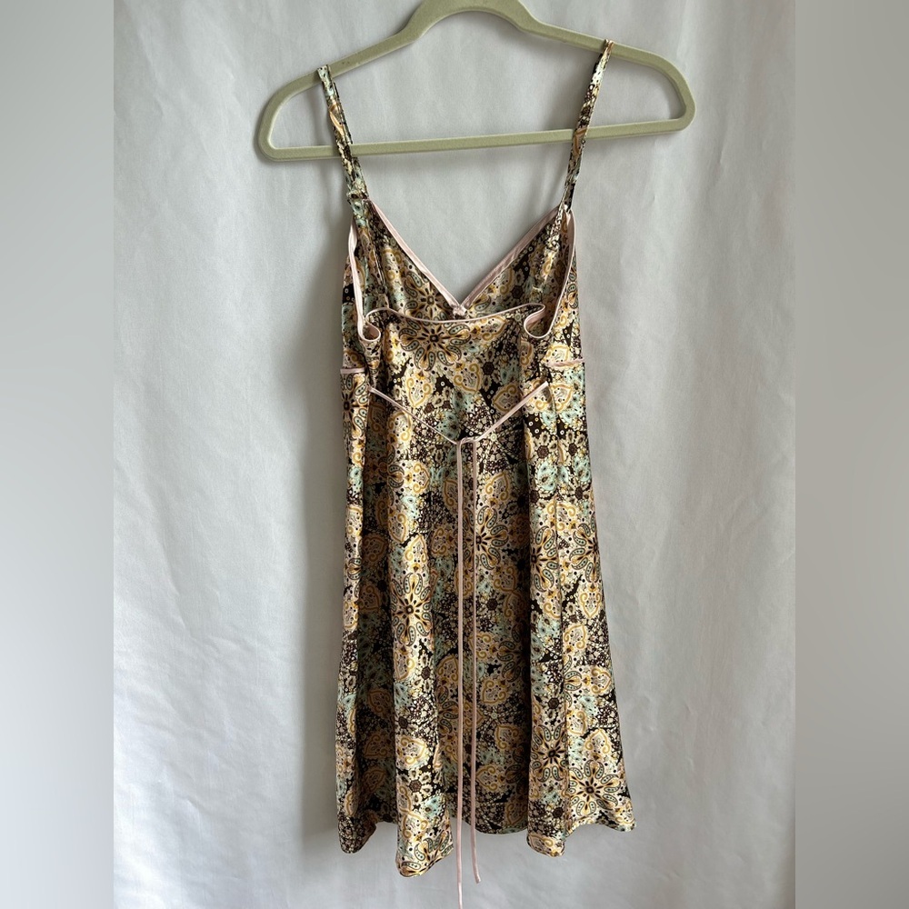 Adonna Paisley Print Slip Dress with Pink Trim - Picture 2 of 4